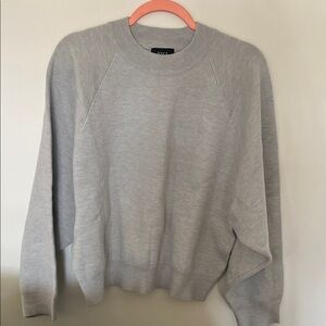 Never been worn VICI Women’s Crewneck Sweater in Light Gray Heather
